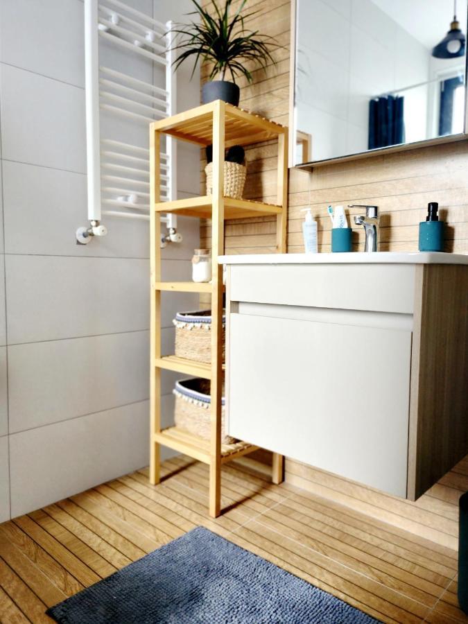 Adm Cozy Home - Entire Private House&Garden Tunari  Экстерьер фото