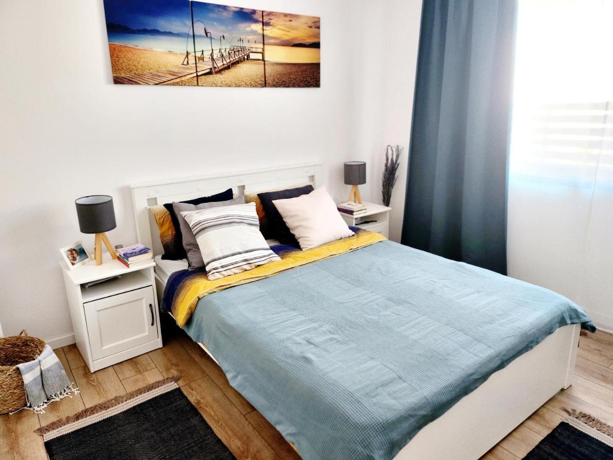 Adm Cozy Home - Entire Private House&Garden Tunari  Экстерьер фото